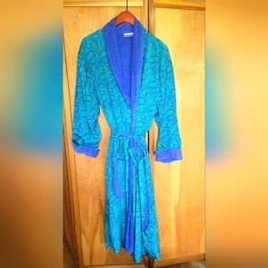 Vintage Victoria's Secret Luxe Paisley Robe M/L